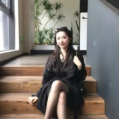 姚娜